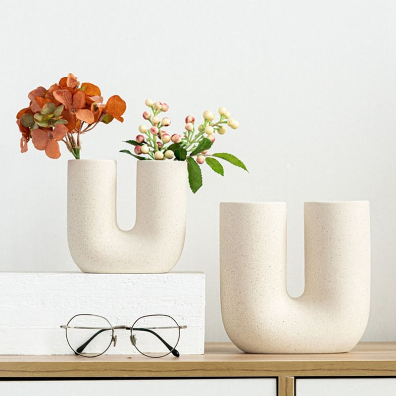 U Shape Nordic Ceramic Vase